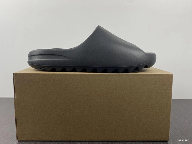 Onyx Adidas Slide HQ6448 Yeezy 0825
